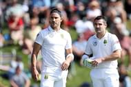 DUNEDIN, NEW ZEALAND - MARCH 08:  Faf du Plessis (L), and Dean Elgar of South Africa look on during day one of the First Test match between New Zealand and South Africa at University Oval on March 8, 2017 in Dunedin, New Zealand.  (Photo by Dianne Manson/Getty Images)